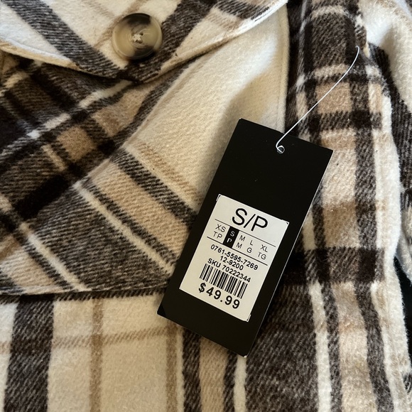 Plaid Sherpa Lined Shacket - Picture 3 of 5